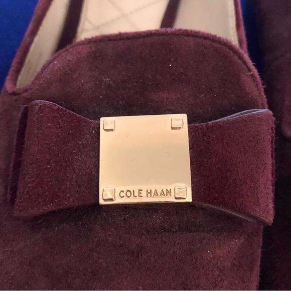 Cole Haan Tali Bow Suede Loafer Cordovan Burgundy Color Gold Hardware Size 5 B - Picture 3 of 11